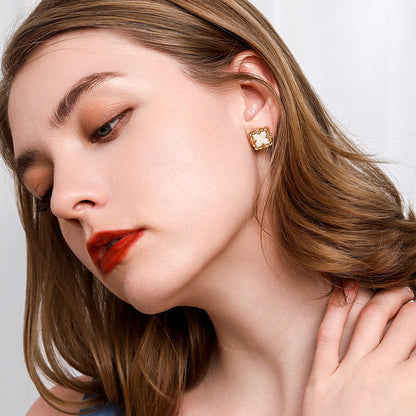 Clover Stud Earrings – Bringer of Luck | Twinolo