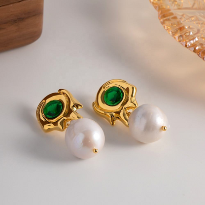Earrings with Green Stone and Pearl – Classic & Colorful | Twinolo