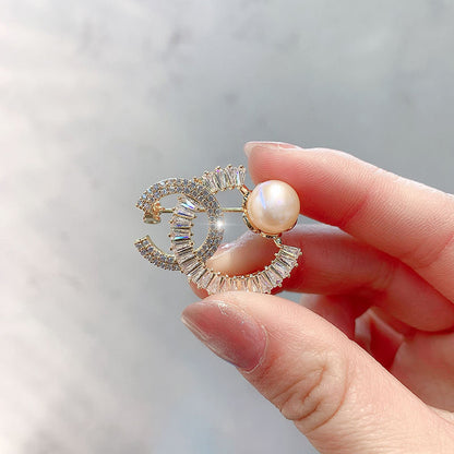 Brooch - Elegant Brooch with Crystals | Twinolo