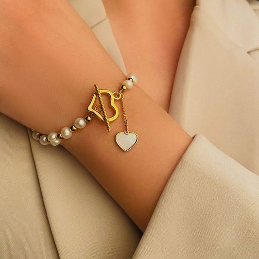 Pearl Bracelet with Heart – Romantic & Elegant | Twinolo
