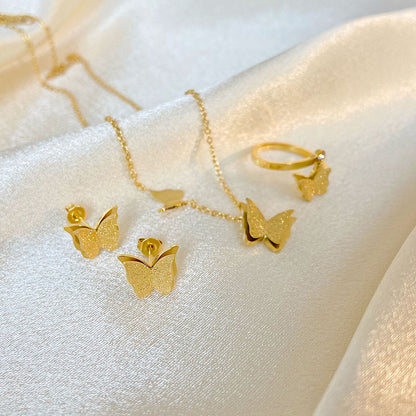 Butterfly Stud Earrings – Airy & Elegant | Twinolo
