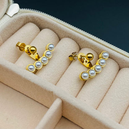 Pearl Stud Earrings – Timeless Elegance | Twinolo