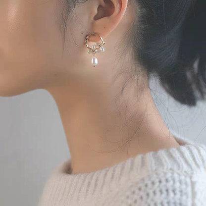 Pearl Hoop Earrings – Classic & Timeless | Twinolo