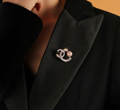 Brooch - Elegant Brooch with Crystals | Twinolo