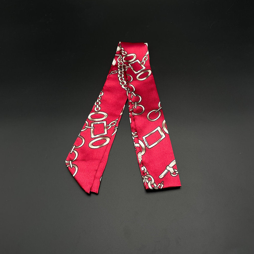 TWS22 scarves