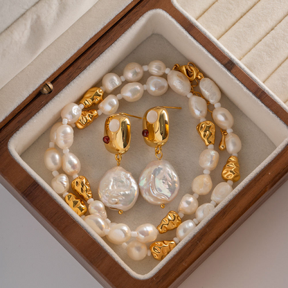 Earrings with White Freshwater Pearl – Pure Elegance | Twinolo
