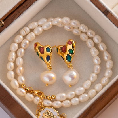 Earrings with Heart &amp; Pearl – Romantic & Elegant | Twinolo